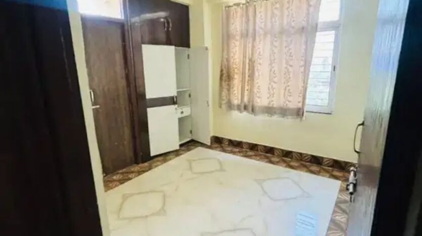  2 bhk flat near tribhuvan school